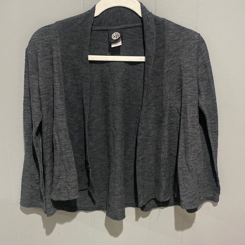 gray cropped cardigan